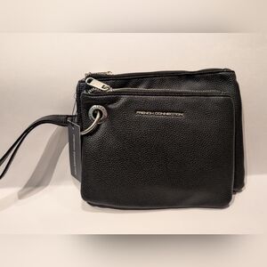 Women's French Connection Lara Pebble Double Slim Pouch Wrislet NWT Black